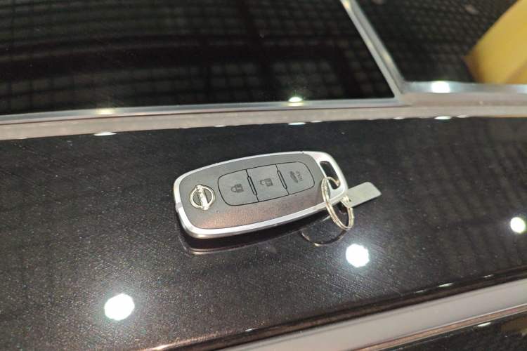 Used Nissan Teana 2026 Model Harmony Cockpit 2.0L Ultra-Comfort Edition