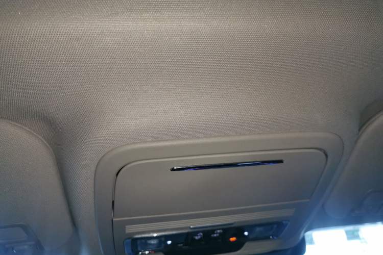 Used Lincoln Corsair 2023 2.0T Two-Wheel Drive Luxury Edition