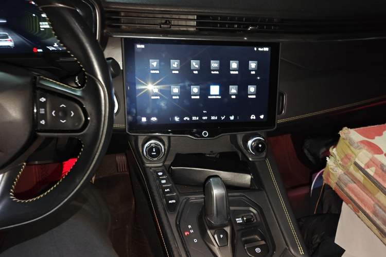 Used Lynk & Co 05 2020 2.0TD Two-Wheel Drive Shine Halo
