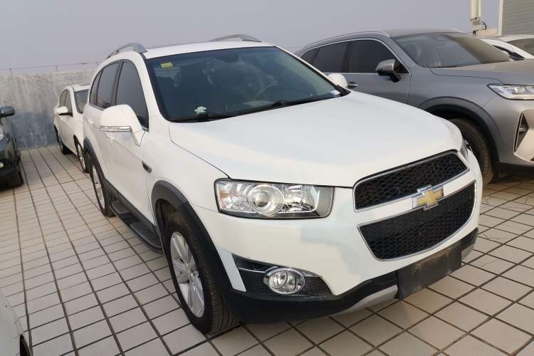 Used Chevrolet Captiva 2014 2.4L 4x4 Flagship Edition 7 Seats