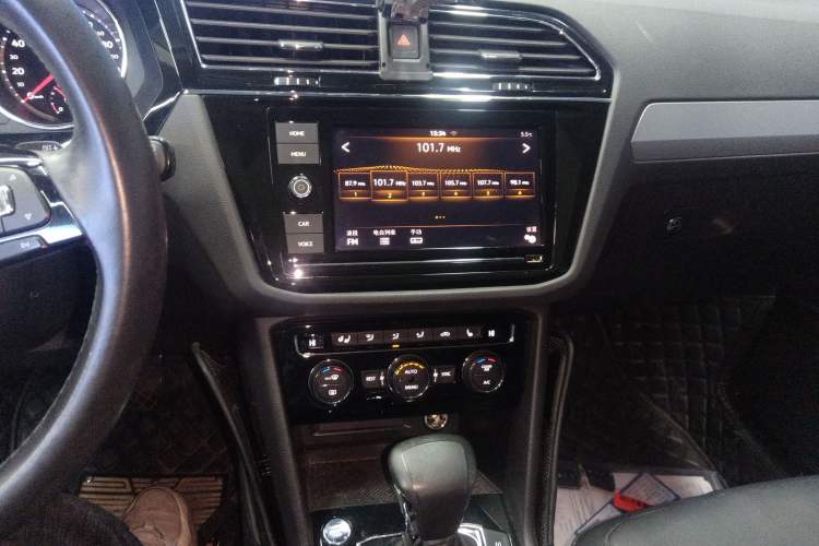 Used Volkswagen Tiguan L 2019 330TSI Automatic Two-Wheel Drive Smart Luxury Version China V Emission Standard