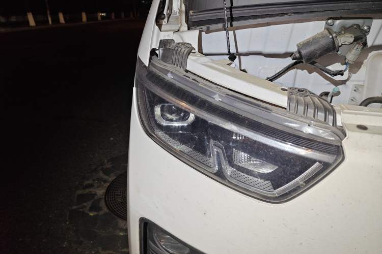 Used Wuling Yangguang 2024 300km Comfort Version with Sealed Windows 60kW