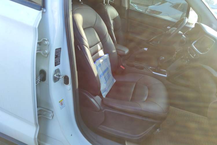 Used GAC Trumpchi GS4 2015 200T Manual Luxury Edition
