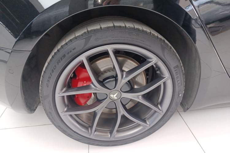 Used Tesla Model 3 2022 Performance High-Performance All-Wheel-Drive Version
