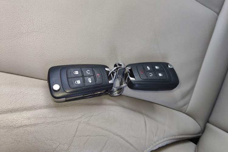 Used Buick GL8 2018 28T Luxury Model China VI Standard