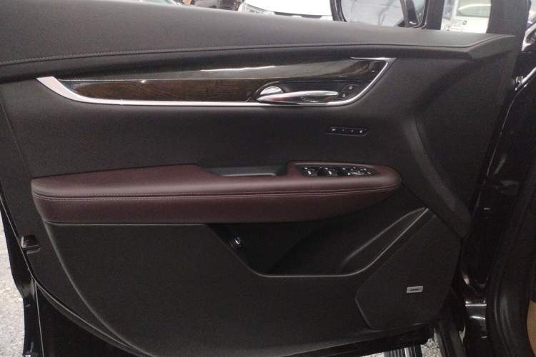 Used Cadillac XT6 2020 28T Seven-Seater Four-Wheel-Drive Luxury Version
