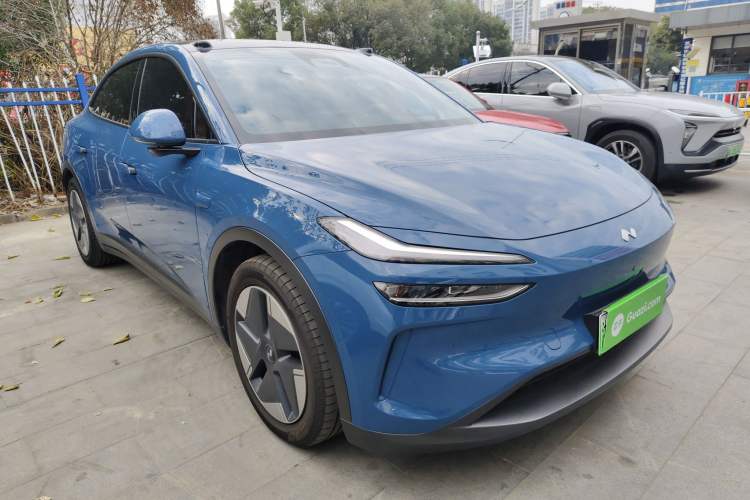 Used ONVO L60 2024 60 kWh All-Wheel Drive
