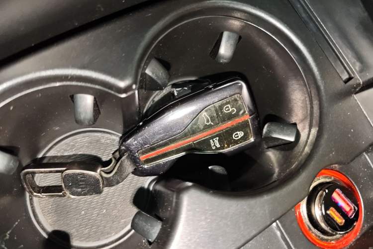 Used Hongqi HS5 2019 2.0T Smart Connect Flagship All-Wheel-Drive Version
