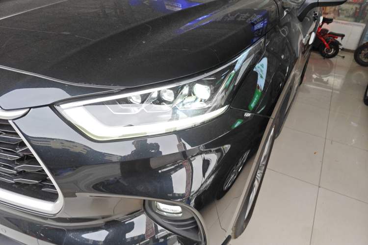 Used Toyota Highlander 2022 Dual-Engine 2.5L Four-Wheel Drive Prestige Version 7 Seats
