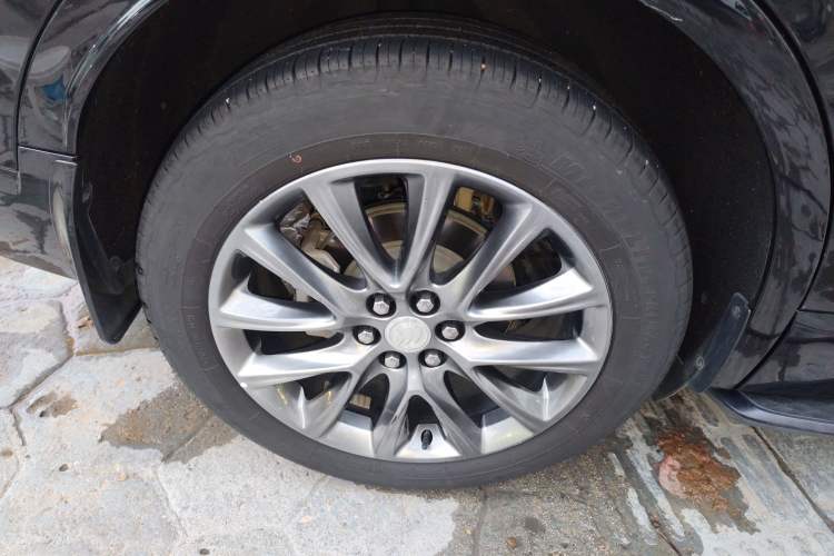 Used Buick Enclave 2022 652T Two-Wheel-Drive Prestige 7-Seater
