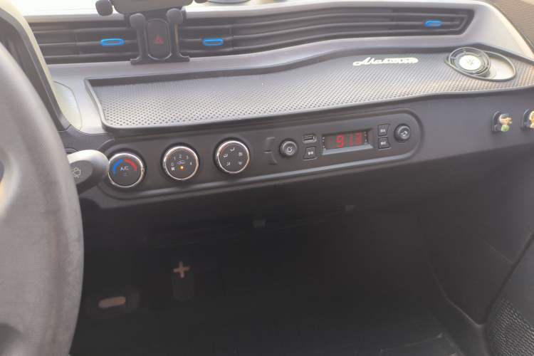 Used Wuling Hongguang MINIEV 2020 Enjoyment Model Lithium Iron Phosphate
