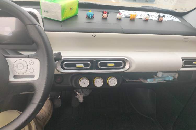 Used Wuling Hongguang MINIEV 2024 3rd Generation 215km Youth Edition
