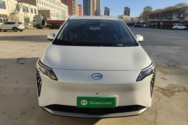 Used AION Y 2023 Younger Star Edition