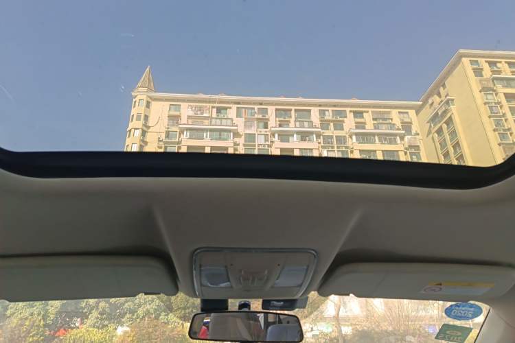 Used Dongfeng Fengon 580 2017 1.5T CVT Comfort Model
