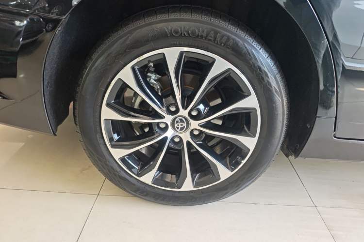 Used Toyota Avalon 2022 Dual-Engine 2.5L Luxury Edition
