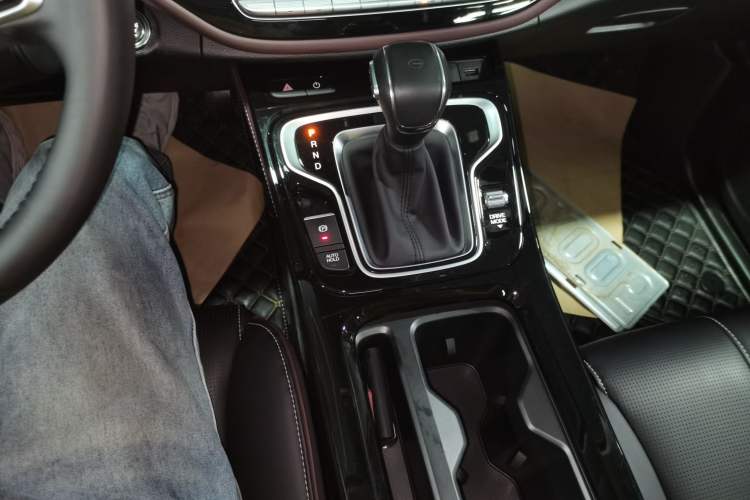 Used GAC Trumpchi M6 2023 PRO 270T DCT Luxury Edition