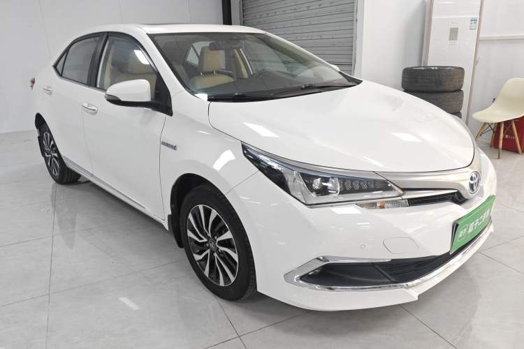 Used Toyota Corolla 2017 Revised Dual-Engine 1.8L E-CVT Elite Edition
