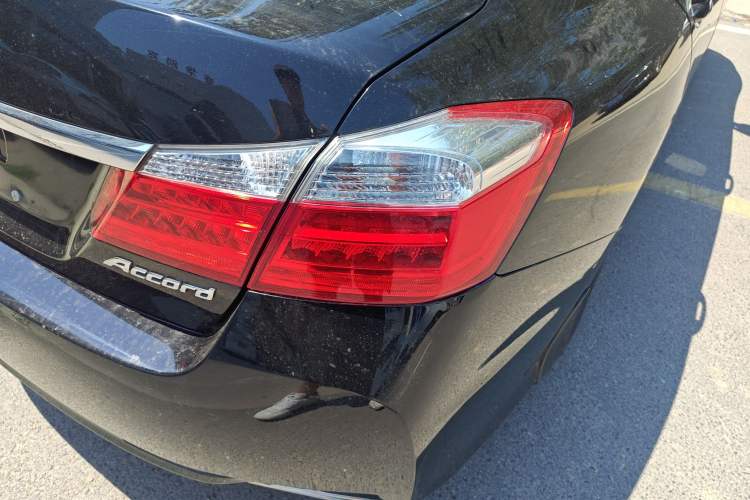 Used Honda Accord 2015 2.0L LX Comfort Edition
