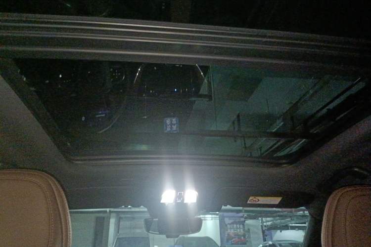 Used Volvo XC60 2023 B5 4x4 Smart Luxury Edition