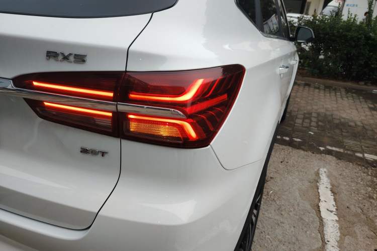 Used Roewe RX5 2019 20T Two-Wheel Drive Automatic 4G Connected Platinum Edition
