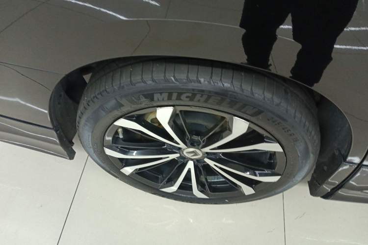 Used Toyota Vellfire 2020 Dual-Engine 2.5L HV Prestige Edition
