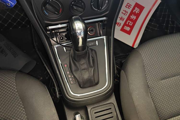 Used Volkswagen Bora 2018 1.5L Automatic Fashion Model