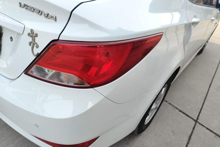 Used Hyundai Verna 2014 1.4L Manual Smart GLS Trim