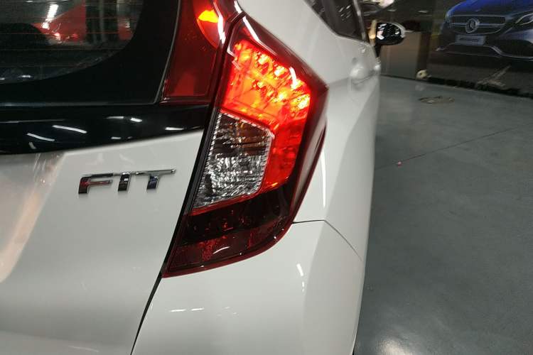 Used Honda Fit 2018 1.5L CVT Comfort Sunroof Version
