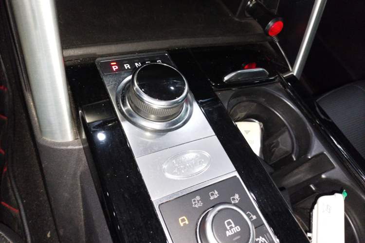 Used Land Rover Discovery 2018 5th Generation 2.0T SE