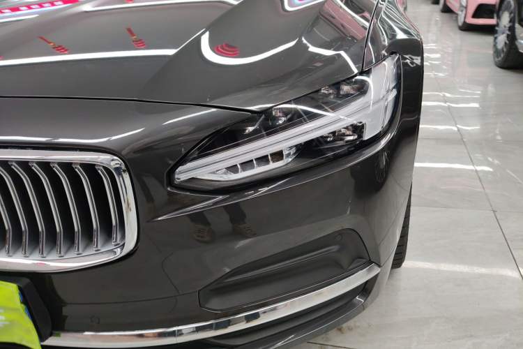 Used Volvo S90 2023 B5 Zhiyuan Luxury Edition