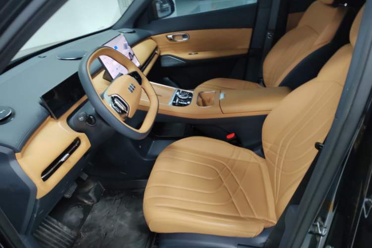 Used  Galaxy Xingjian 7 EM-i 2025 120km Launch+ Version
