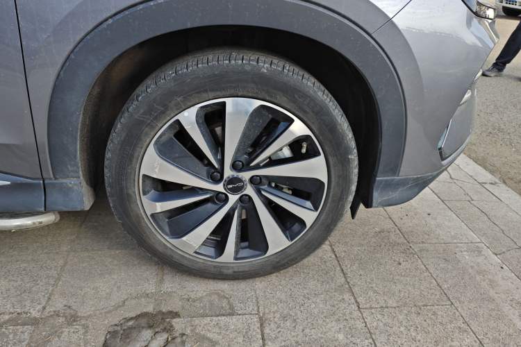 Used BYD Song PLUS New Energy 2023 Champion Edition DM-i 110KM Flagship Model
