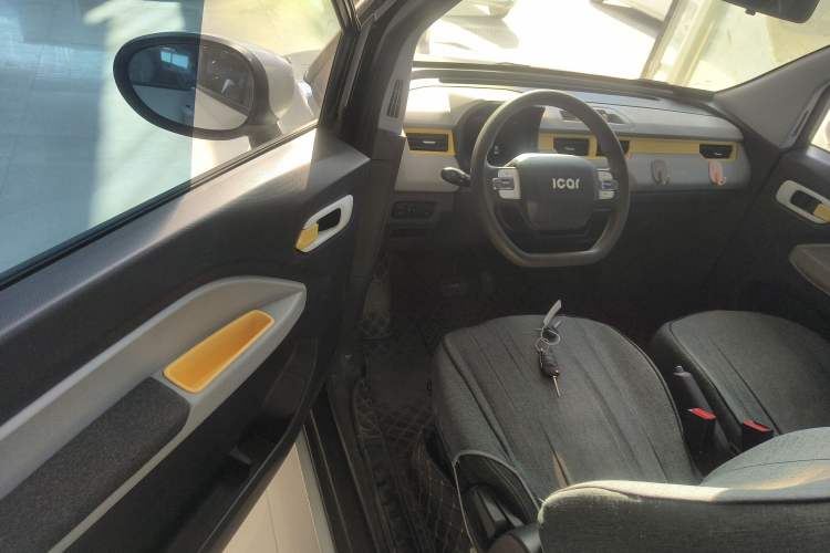 Used Chery QQ Ice Cream 2022 120km Conical Shape Lithium Iron Phosphate