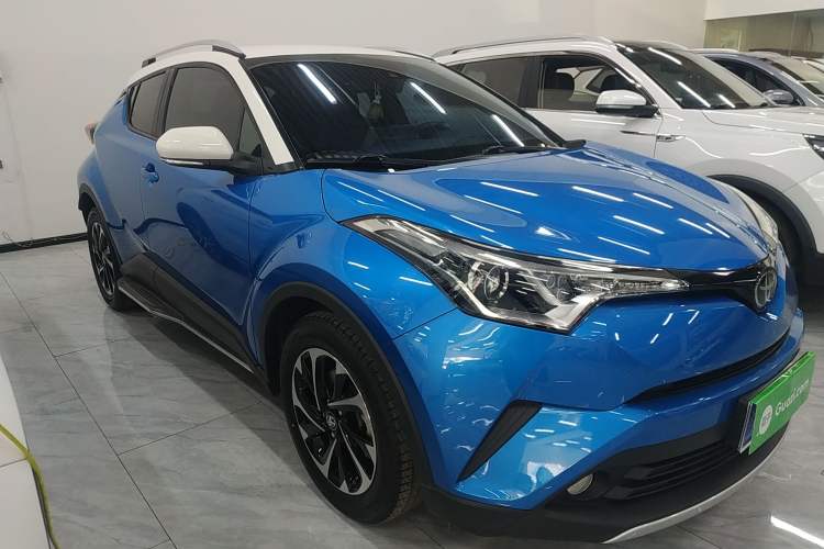 Used Toyota IZOA 2018 2.0L Yichi Edition China V Standard