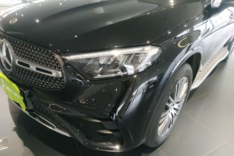 Used Mercedes-Benz GLC 2023 GLC 300 L 4MATIC Dynamic Edition 5-seater
