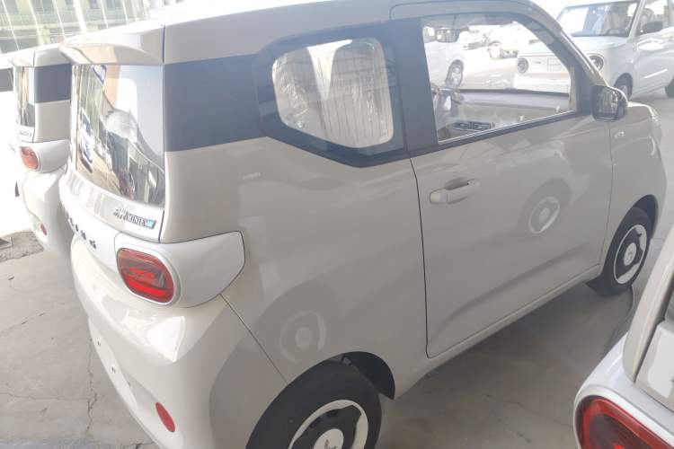 TDK.VehicleDetails.img