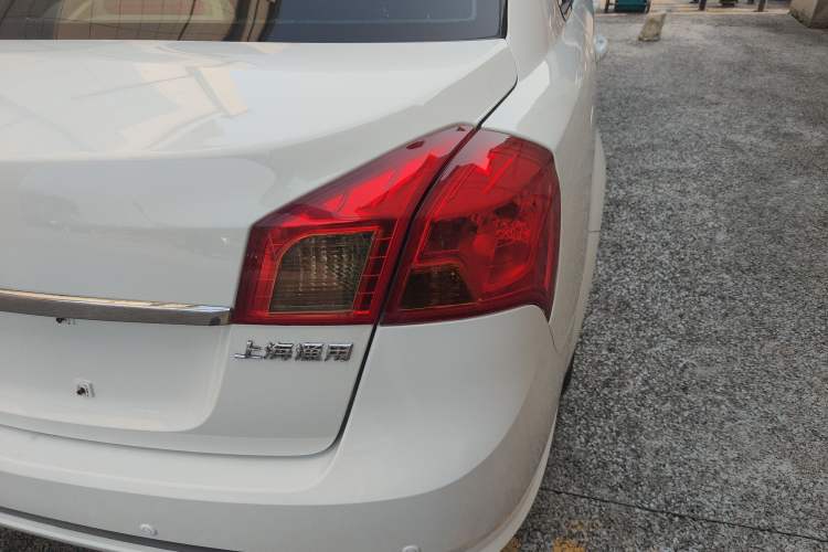 Used Buick Excelle 2013 1.5L Manual Classic Model
