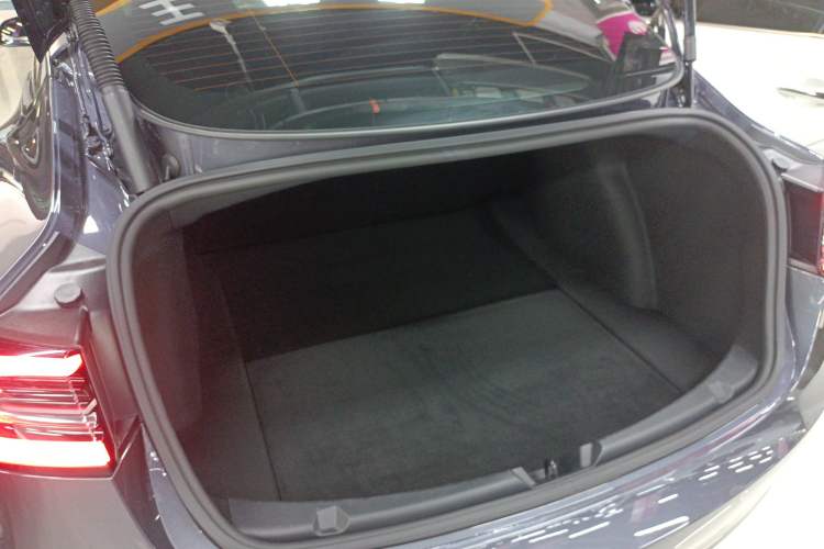 Used Tesla Model 3 2021 Revised Version II – Performance High-Performance All-Wheel-Drive Edition
