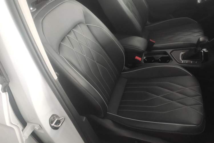 Used Volkswagen Tiguan L 2024 300TSI Automatic Two-Wheel Drive Smart Edition