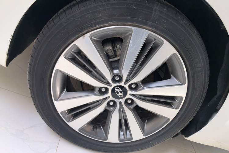 Used Hyundai Mistra 2016 1.6T Automatic Smart GLS