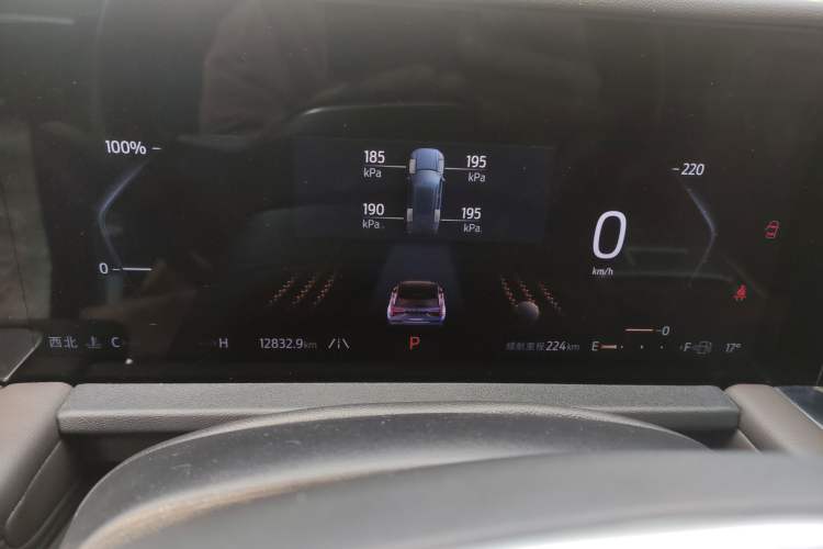 Used Ford Edge 2025 Ford Explorer L 2.0T EcoBoost E-Hybrid Four-Wheel-Drive 7-Seater Supreme Model
