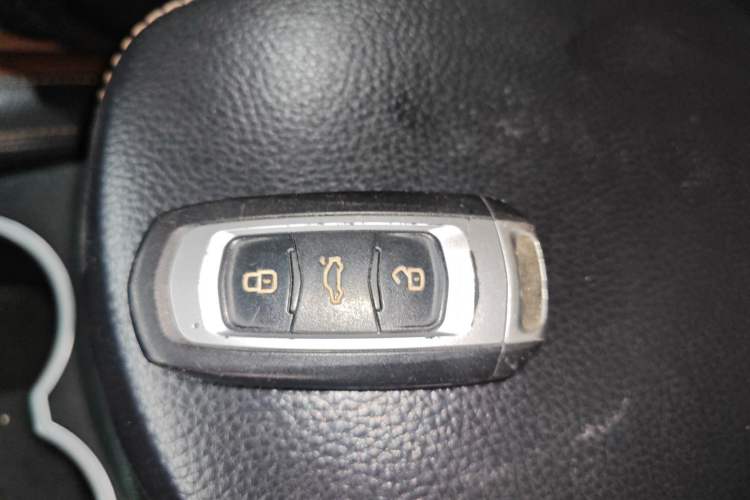 Used Geely Auto Vision X6 2016 1.3T CVT Luxury Model