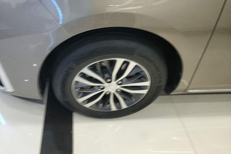 Used Buick GL8 2023 ES Lu Zun Comfort Model