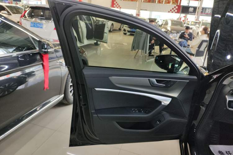 Used Audi A6L 2021 45 TFSI Prestige Elegant Edition
