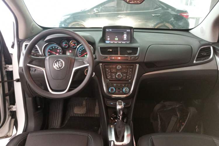 Used Buick Encore 2015 1.4T Automatic Two-Wheel Drive Urban Elite Version
