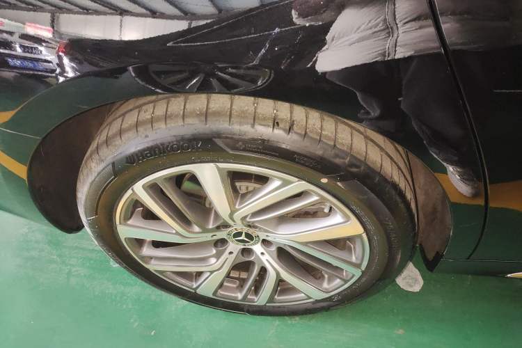 Used Mercedes-Benz E-Class 2024 Refresh E 300 L Stylish Edition
