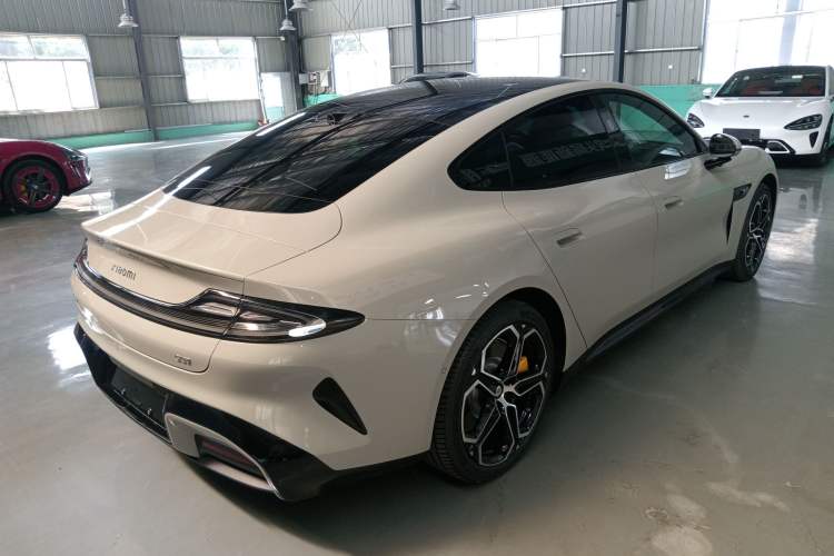 Used  SU7 2024 Rear-Drive Long-Range Intelligent Driving Version
