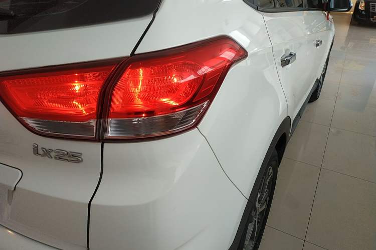 Used Hyundai ix25 2017 1.6L Automatic Smart Version