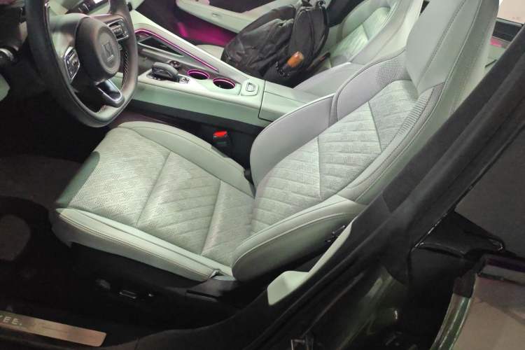 Used Zeekr 001 2025 WE Edition 95 kWh All-Wheel Drive