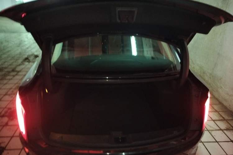 Used Hongqi E-QM5 2022 431 km Charge & Enjoy Edition